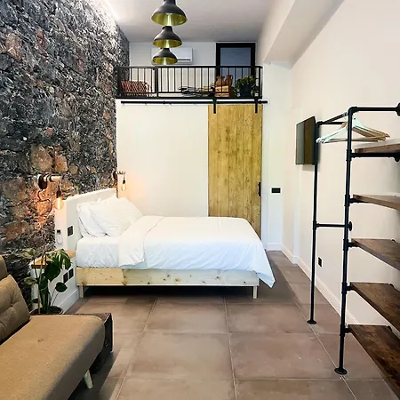 La Campanula 招待所 3*